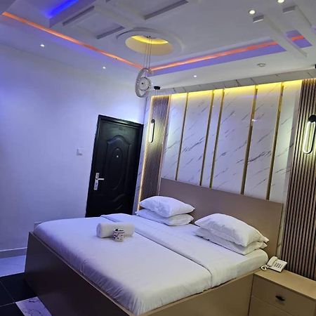 Vhs Vinchee Suites Lagos Kültér fotó