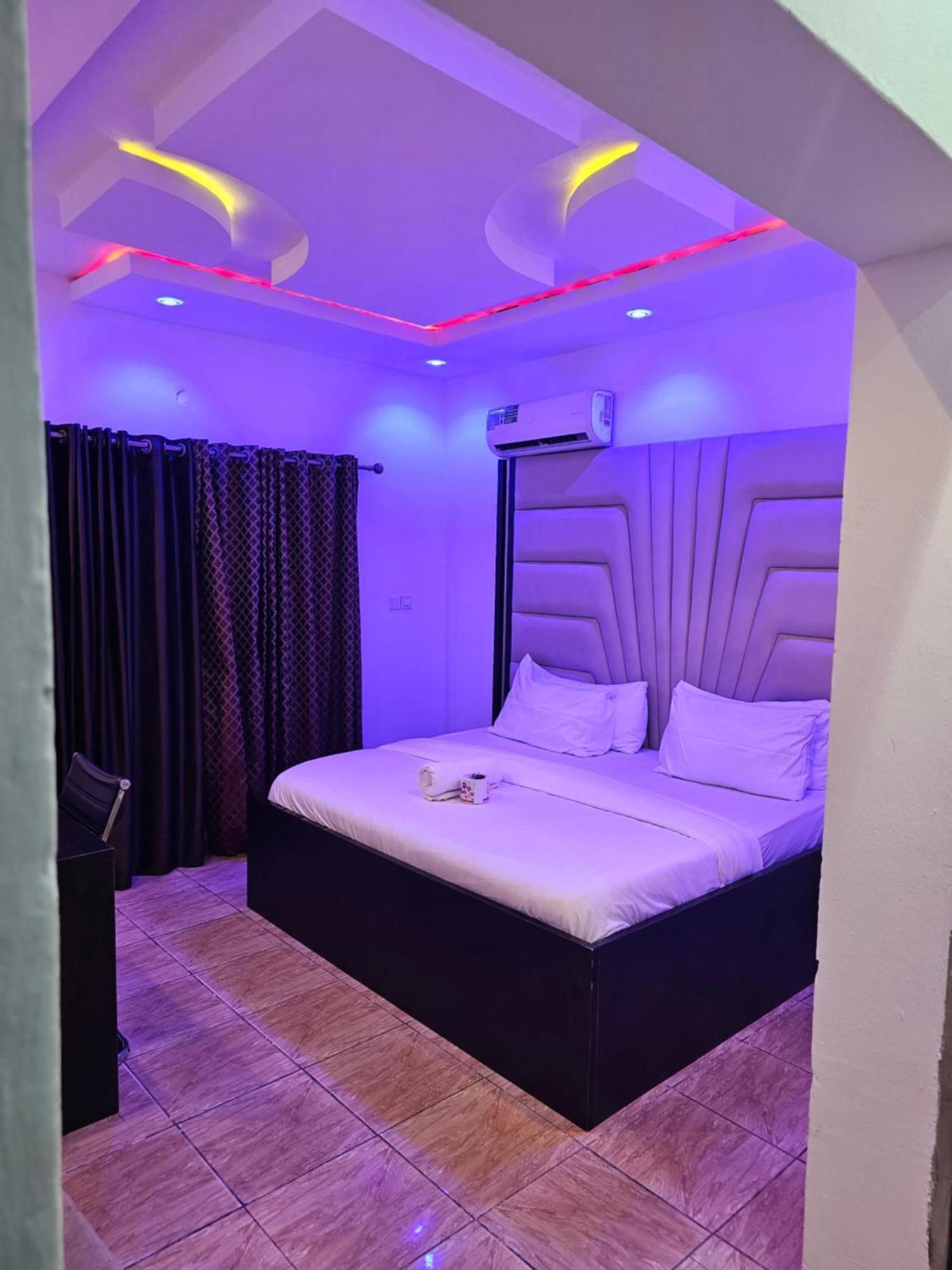 Vhs Vinchee Suites Lagos Kültér fotó