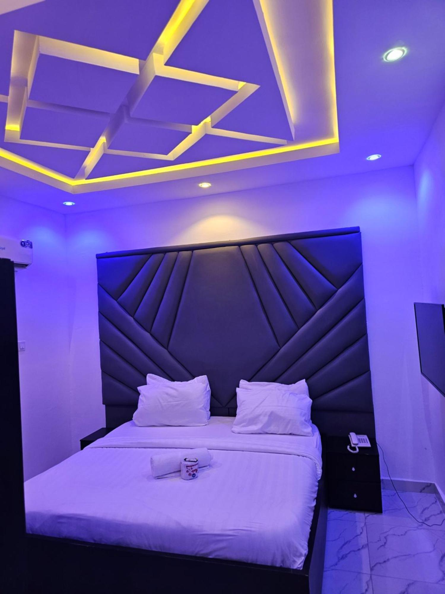 Vhs Vinchee Suites Lagos Kültér fotó