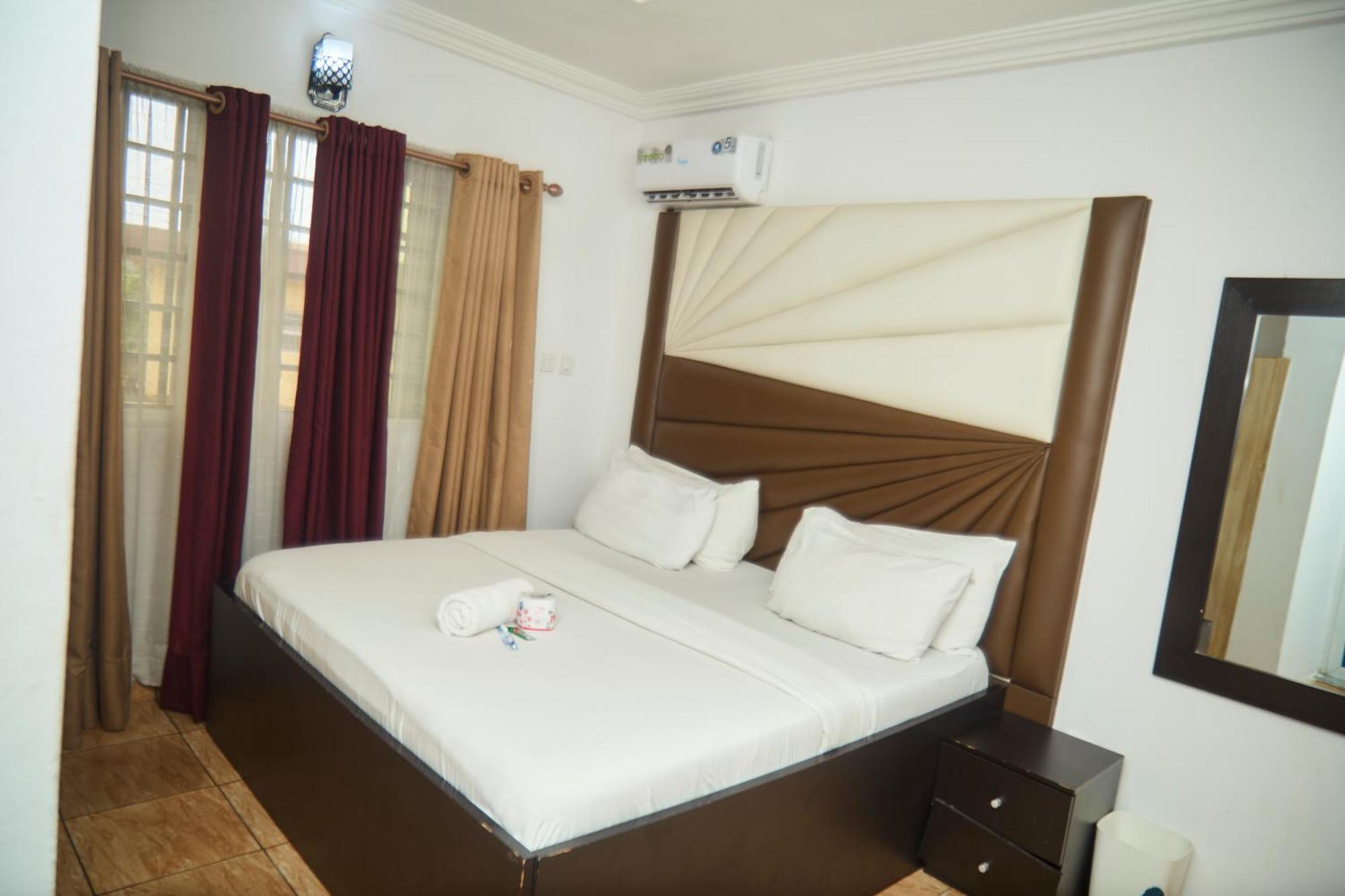 Vhs Vinchee Suites Lagos Kültér fotó