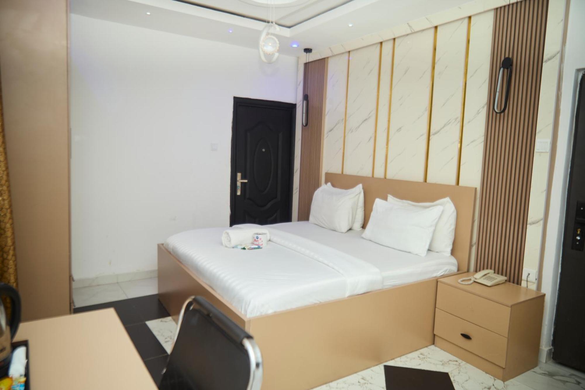 Vhs Vinchee Suites Lagos Kültér fotó